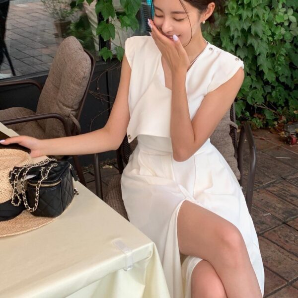Women's Fashion V-neck Sleeveless Chic Split Jumpsuit - Image 8