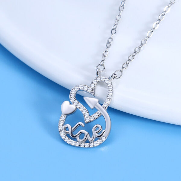 Heart Shaped Hollow Jeweled Necklace